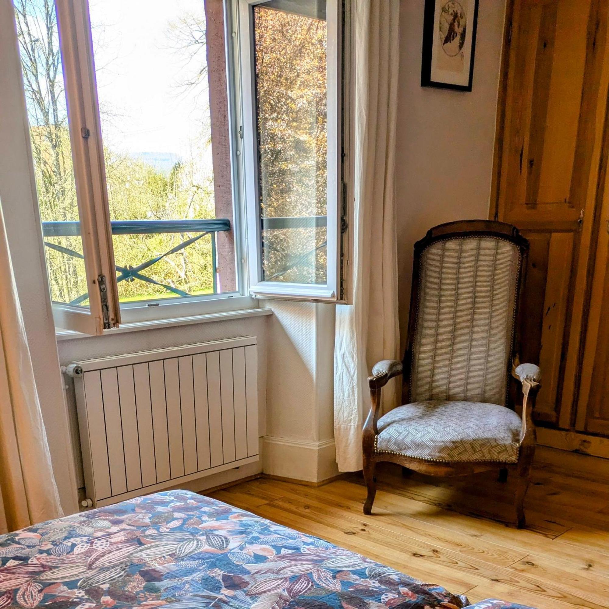 Maison D'hotes La Renardiere Bed & Breakfast *